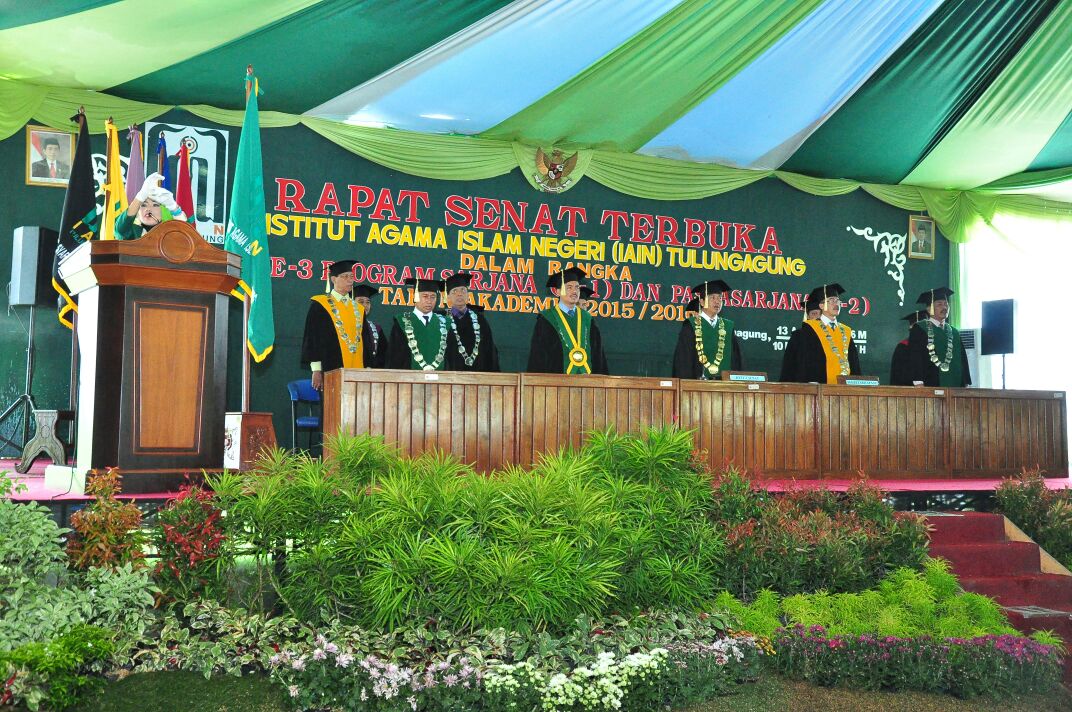IAIN Tulungagung Wisuda 1103 Sarjana dan Magister
