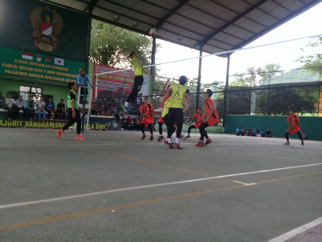 PIONIR VIII; Juara Bertahan Bola Voli Putri Kandas
