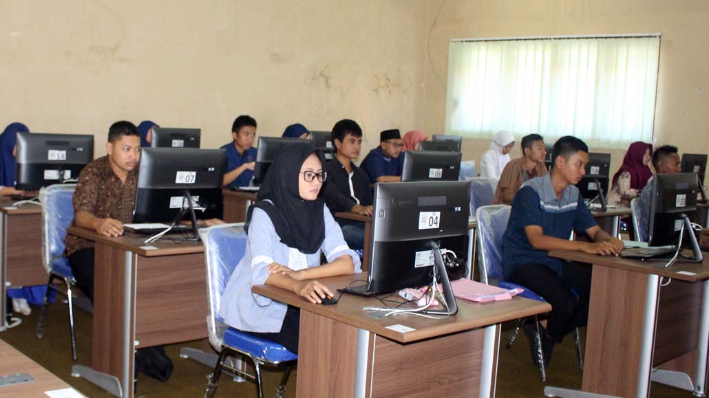 CBT Lancar, UM-PTKIN di IAIN Tulungagung Menuai Sukses