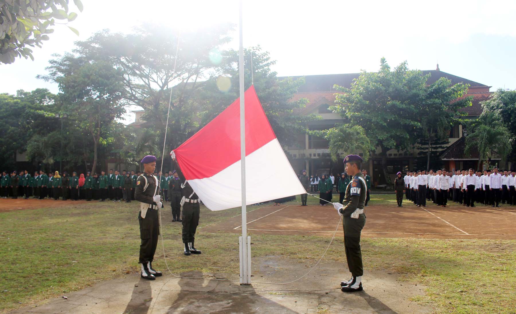 Sambut Harlah Pancasila IAIN Tulungagung Gelar Upacara Bendera