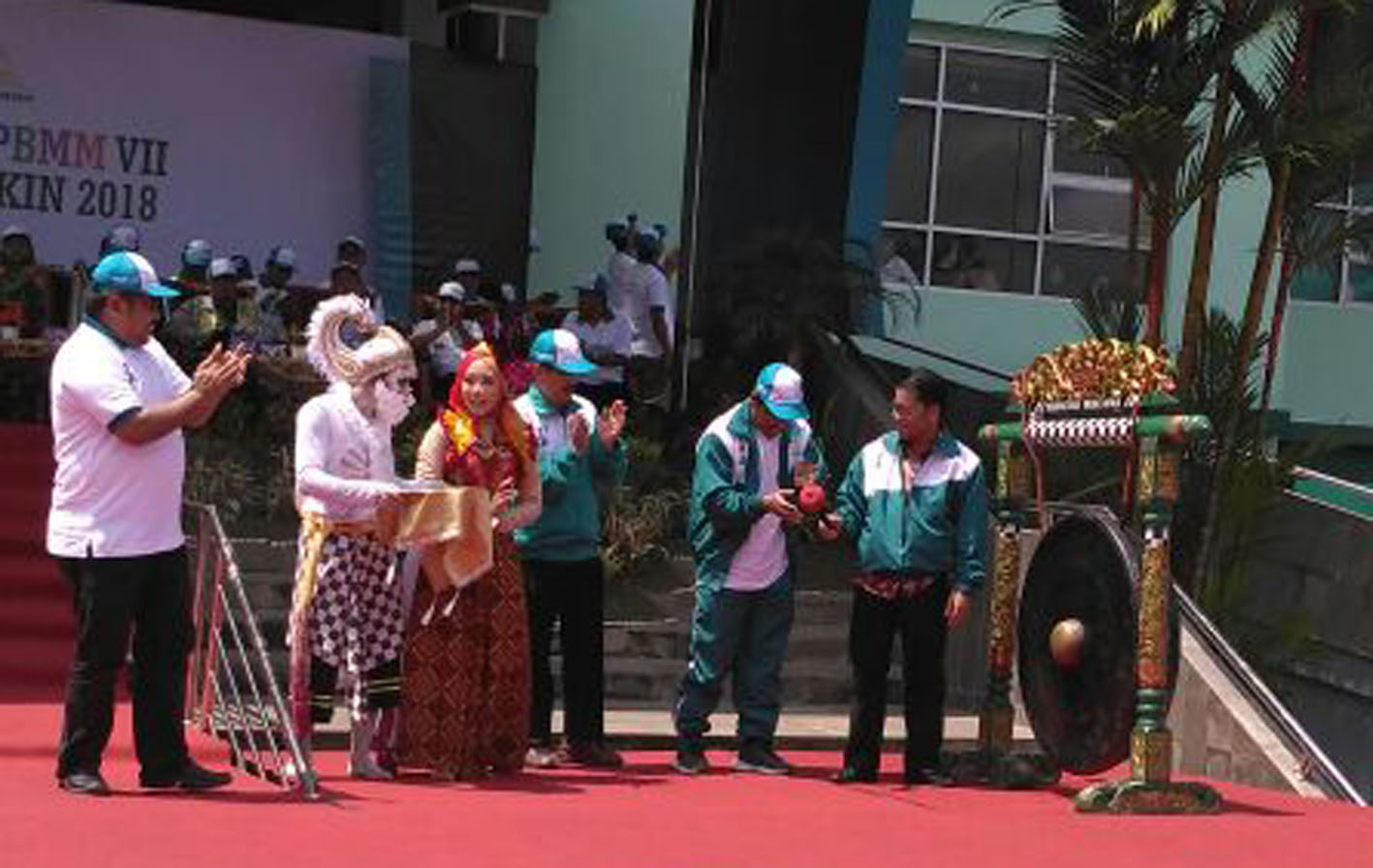 Kontingen IAIN Tulungagung Ikuti Upacara Pembukaan IPPBMM VII