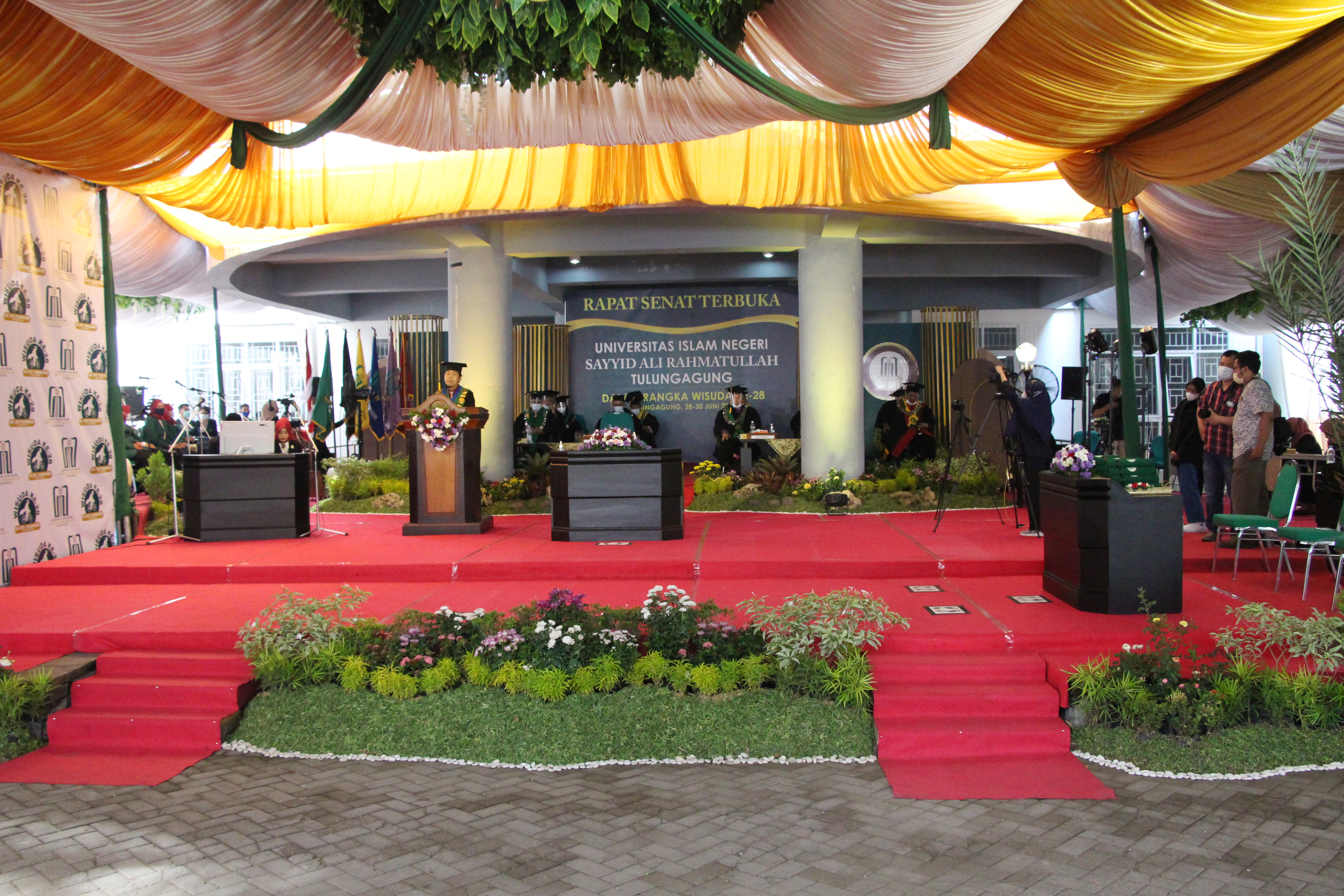 UIN SATU Laksanakan Wisuda Pertama Setelah Perubahan Bentuk, Digelar Secara Drive Thru dan Online