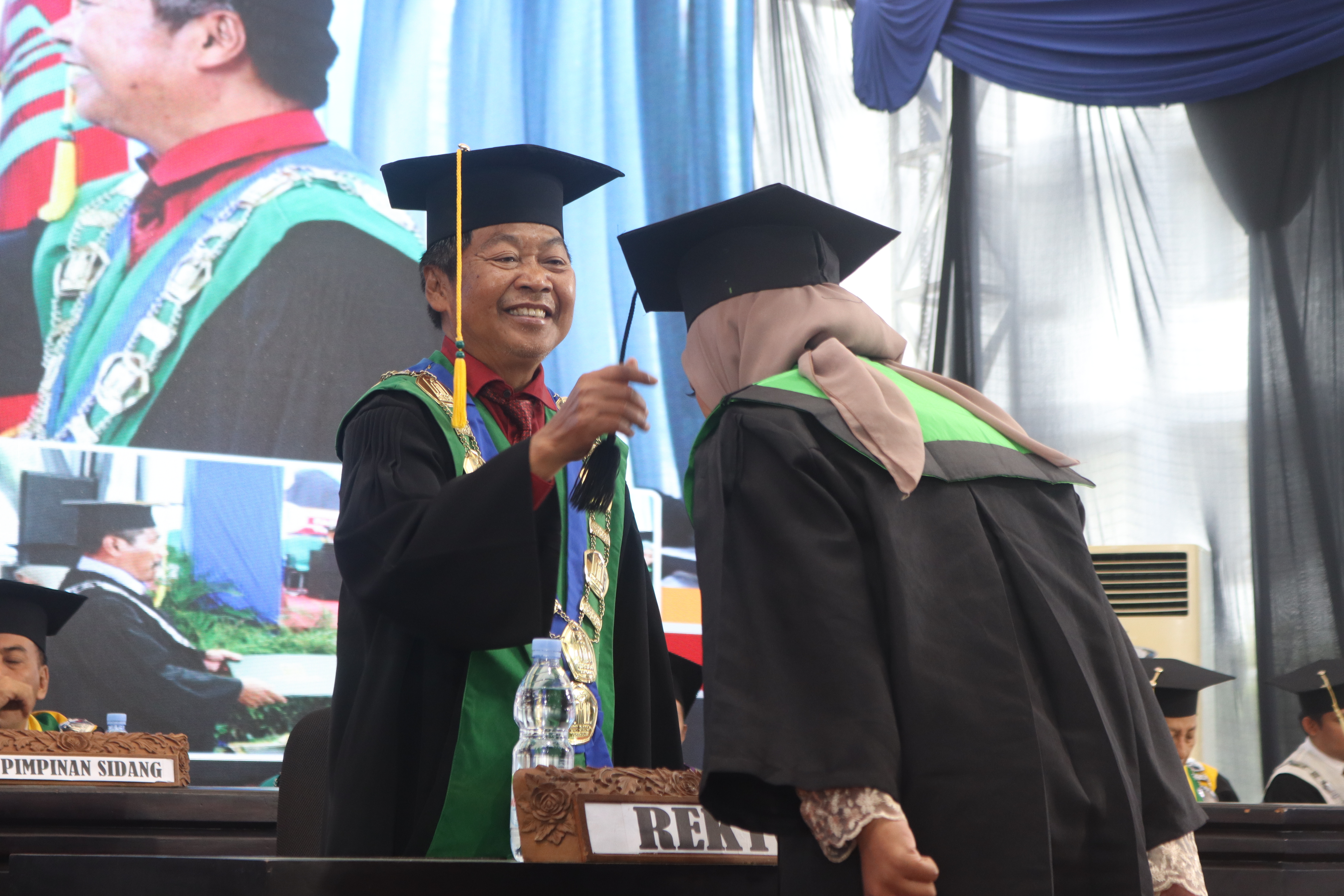 Wisuda ke-36: UIN SATU Tulungagung Mewisuda 1.500 Lulusan