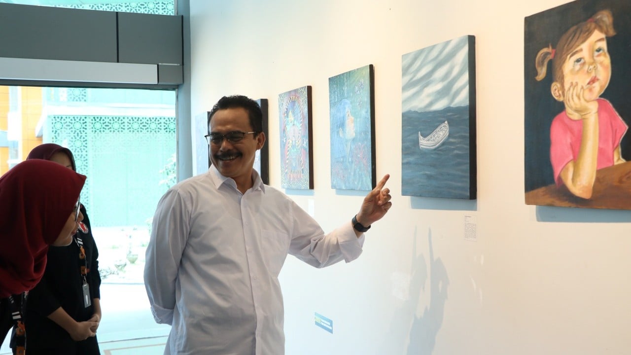 Mahasiswa UIN SATU Pamerkan Karya-karya Lukis Bertajuk “Isi Kepala”