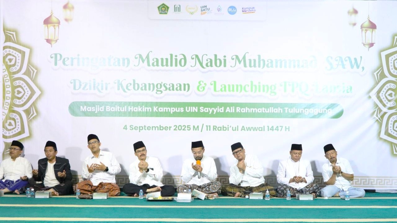 Refleksi Maulid Nabi SAW, UIN SATU Gelar Zikir Kebangsaan dan Resmikan TPQ Dewasa