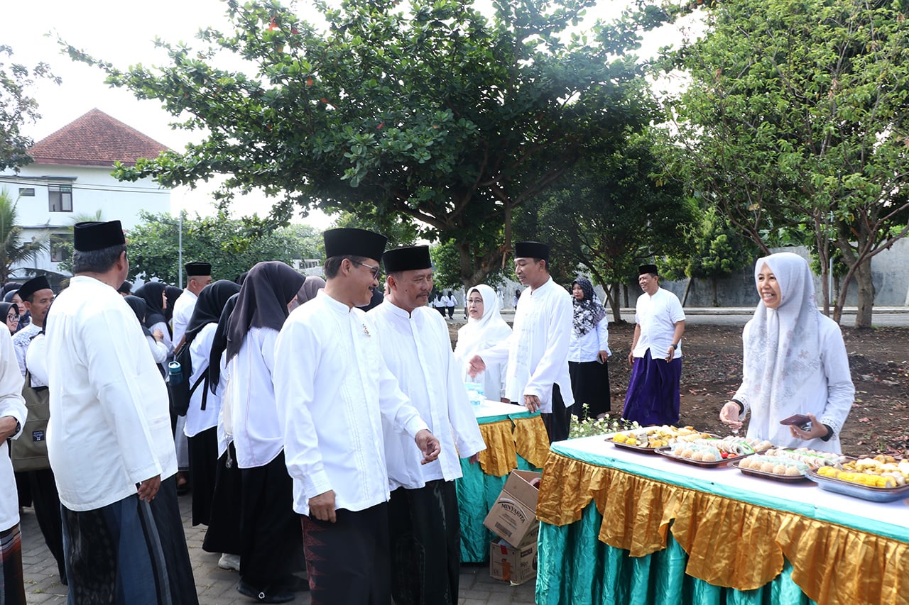 20251022 Apel Hari Santri 2025 Rektor UIN SATU Sampaikan Makna Simbol Perjuangan Santri 5