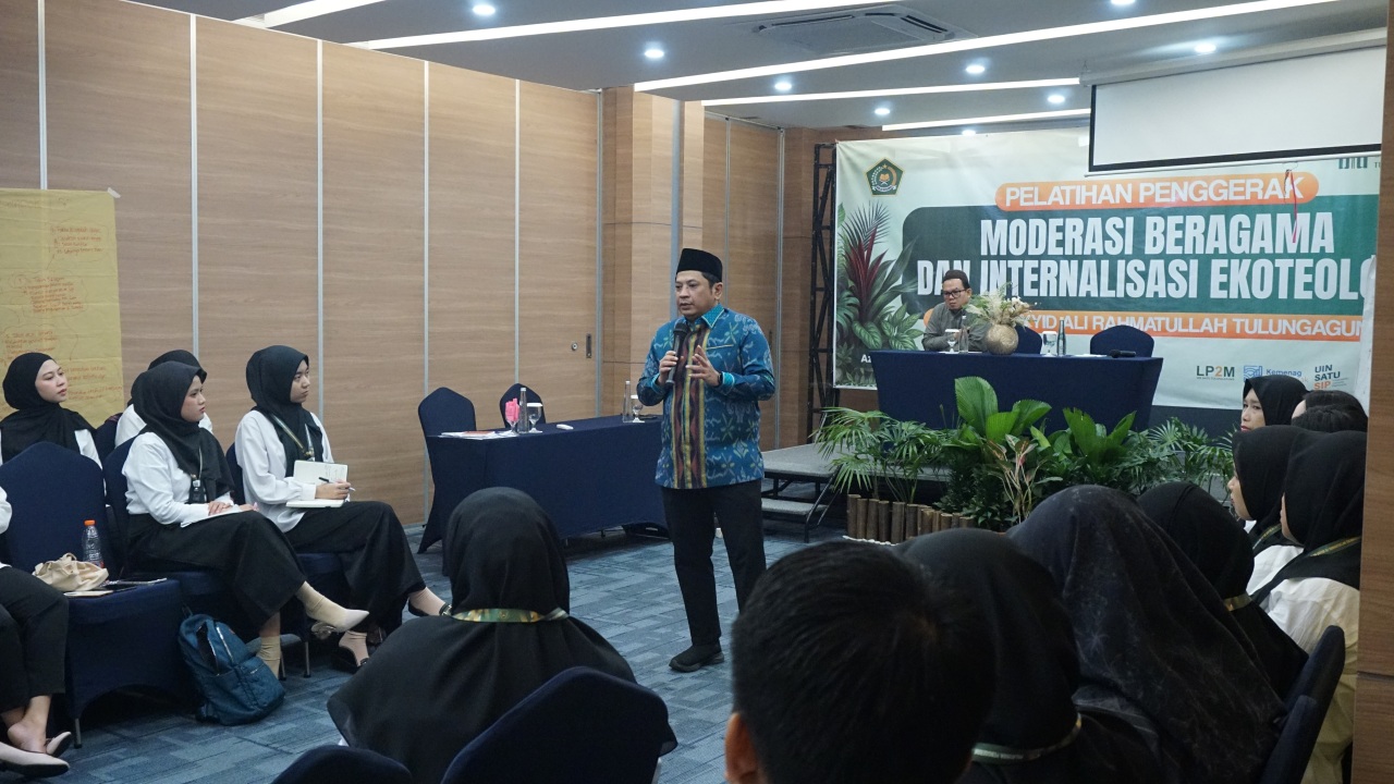 Kepala BMBPSDM Kemenag Jadi Narasumber pada Pelatihan Moderasi Beragama dan Ekoteologi di UIN SATU